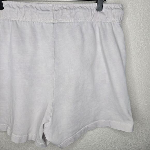 NIKE Men's Tan Drawstring Shorts Size Large - Picture 6 of 9